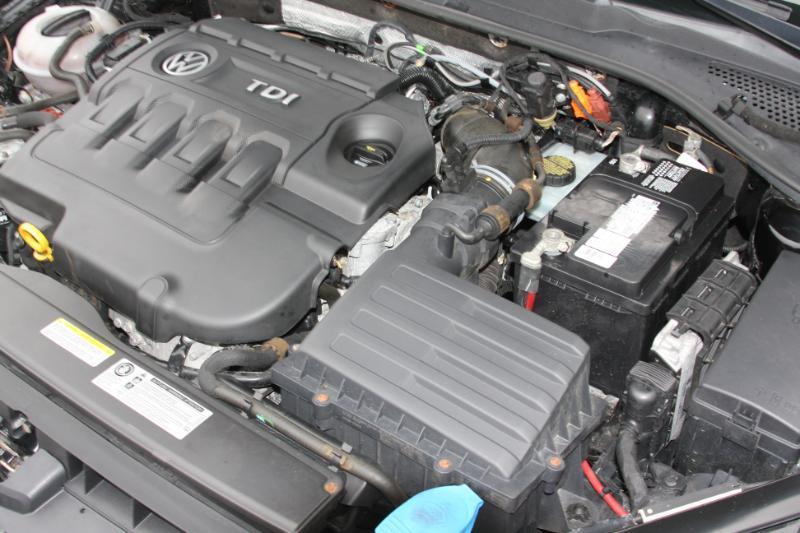Volkswagen Golf TDI SEL 6A 2015