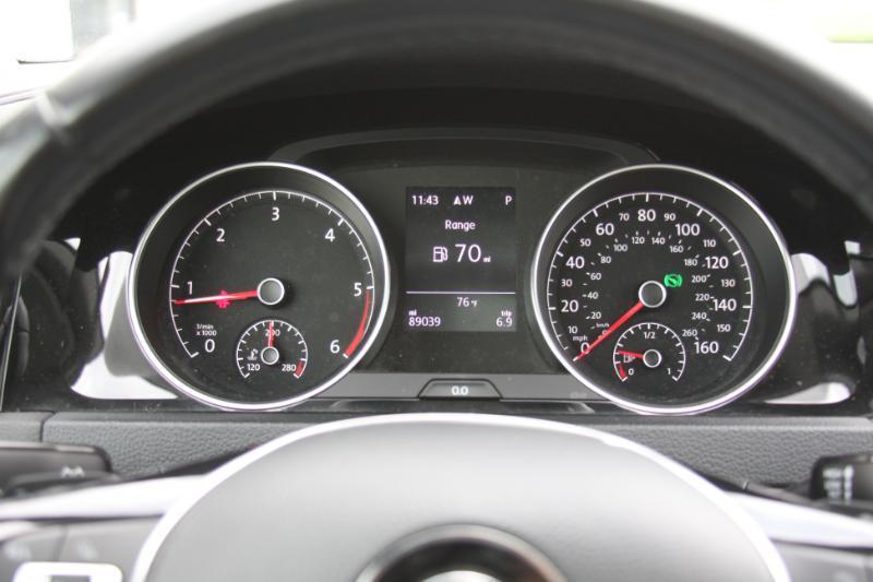 Volkswagen Golf TDI SEL 6A 2015