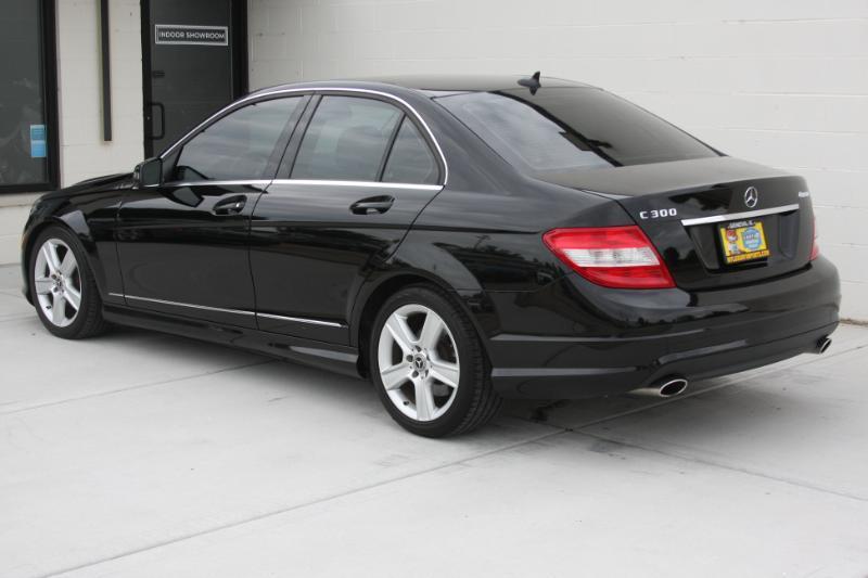 Mercedes-Benz C-Class C300 4MATIC Sport Sedan 2011