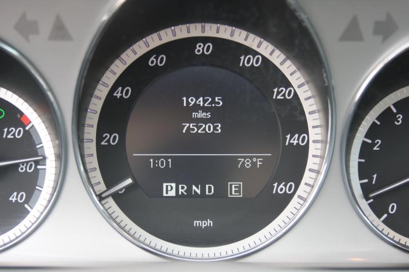 Mercedes-Benz C-Class C300 4MATIC Sport Sedan 2011
