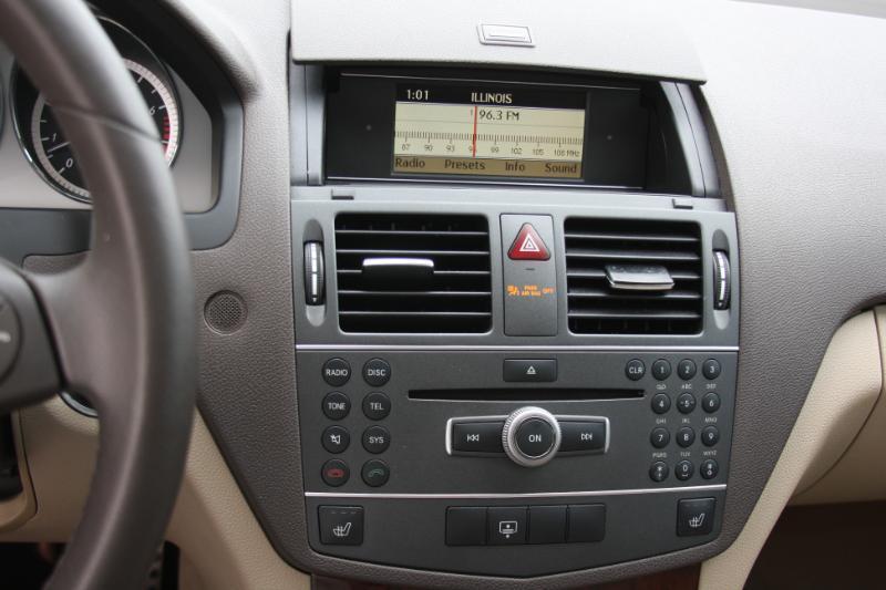 Mercedes-Benz C-Class C300 4MATIC Sport Sedan 2011