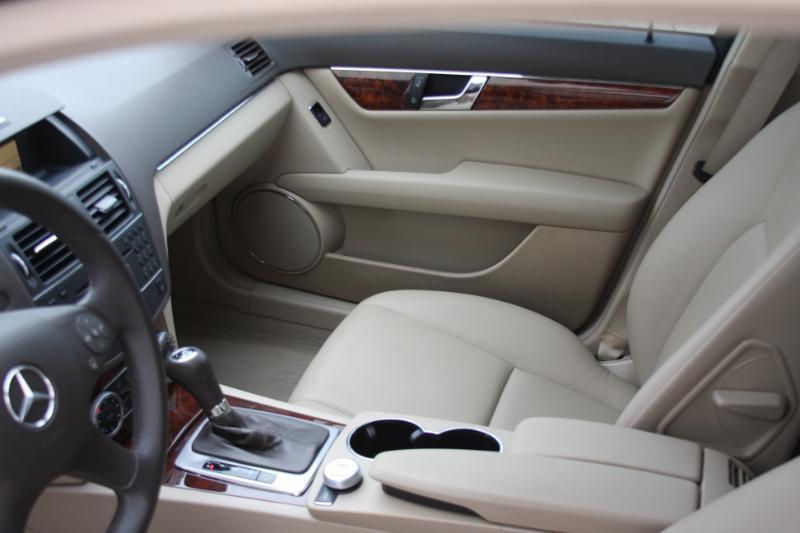 Mercedes-Benz C-Class C300 4MATIC Sport Sedan 2011