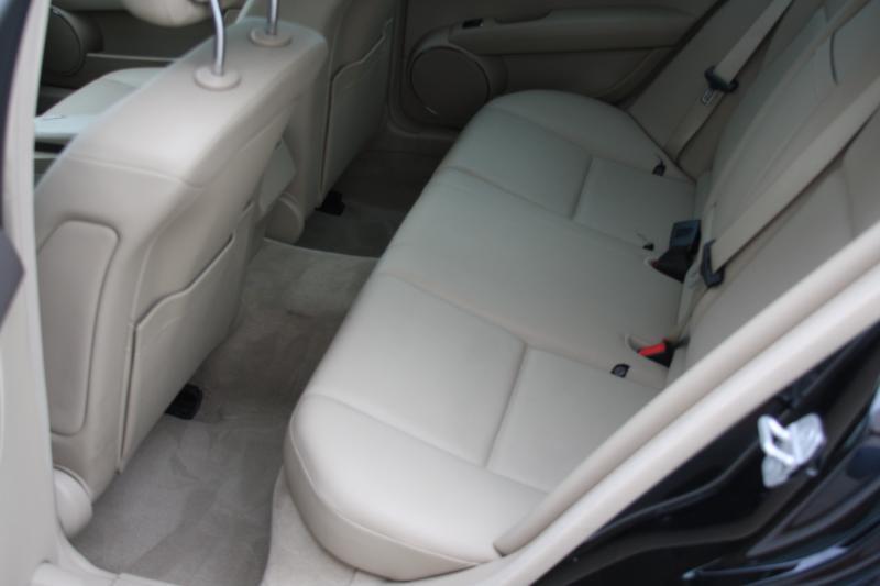 Mercedes-Benz C-Class C300 4MATIC Sport Sedan 2011