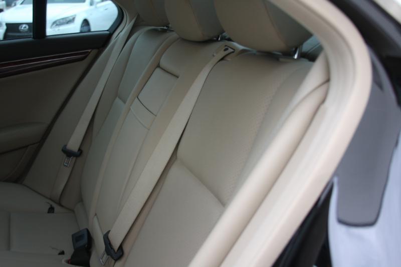 Mercedes-Benz C-Class C300 4MATIC Sport Sedan 2011