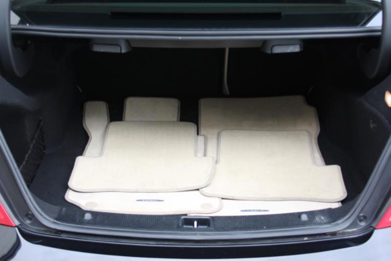 Mercedes-Benz C-Class C300 4MATIC Sport Sedan 2011