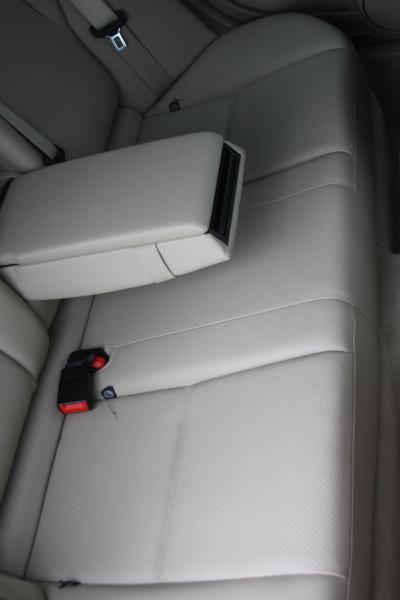 Mercedes-Benz C-Class C300 4MATIC Sport Sedan 2011