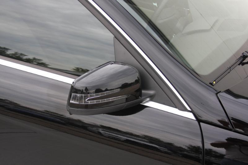 Mercedes-Benz C-Class C300 4MATIC Sport Sedan 2011