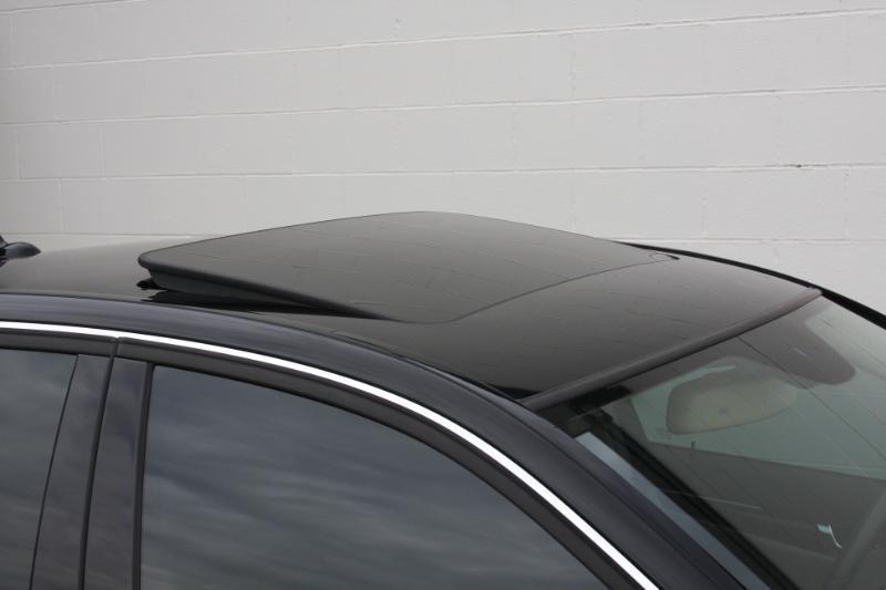 Mercedes-Benz C-Class C300 4MATIC Sport Sedan 2011