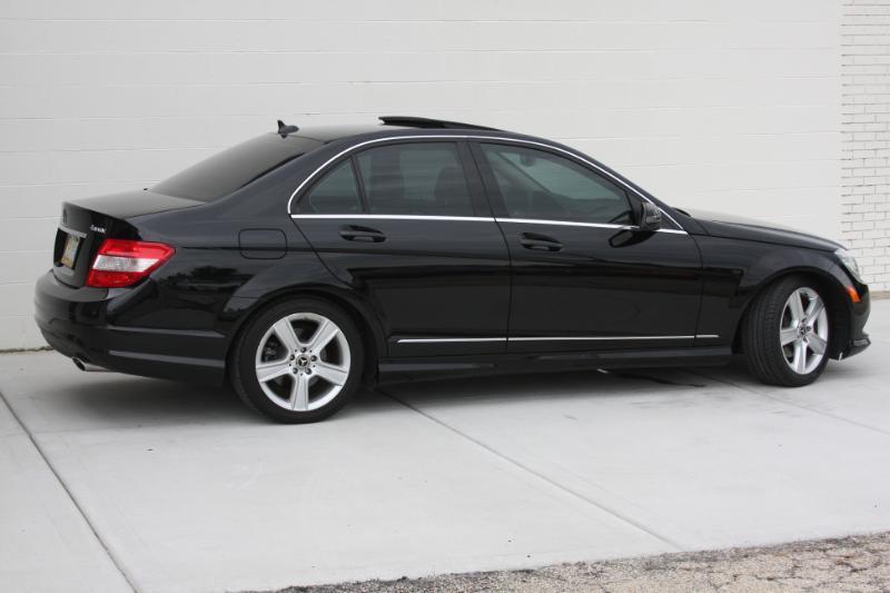Mercedes-Benz C-Class C300 4MATIC Sport Sedan 2011