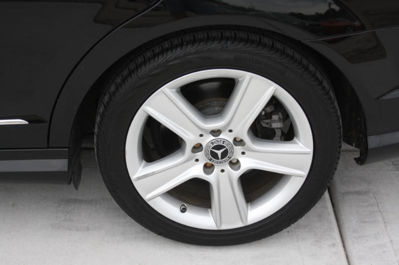 Mercedes-Benz C-Class C300 4MATIC Sport Sedan 2011