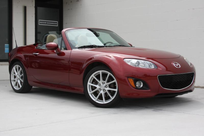 Mazda MX-5 Miata Grand Touring PRHT 2009