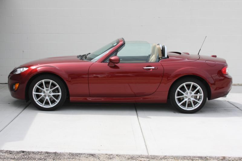 Mazda MX-5 Miata Grand Touring PRHT 2009