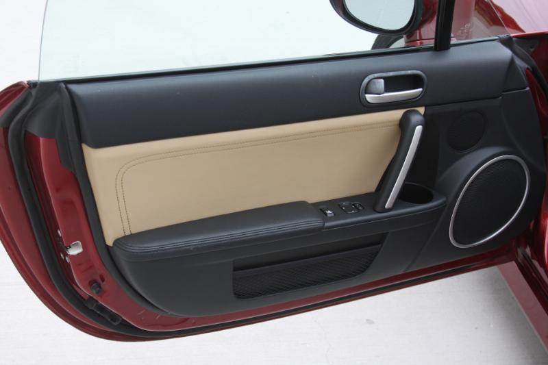 Mazda MX-5 Miata Grand Touring PRHT 2009