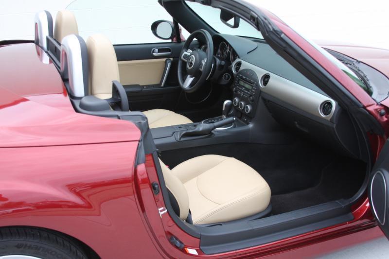 Mazda MX-5 Miata Grand Touring PRHT 2009