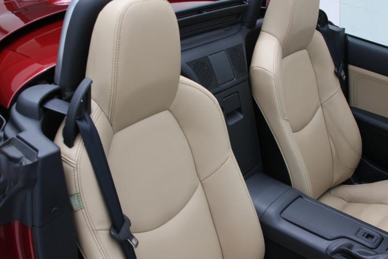 Mazda MX-5 Miata Grand Touring PRHT 2009