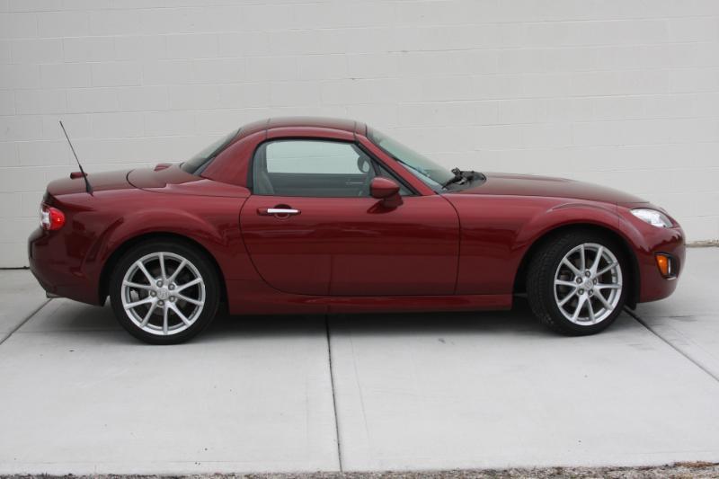 Mazda MX-5 Miata Grand Touring PRHT 2009