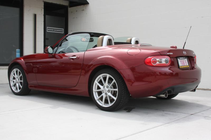 Mazda MX-5 Miata Grand Touring PRHT 2009