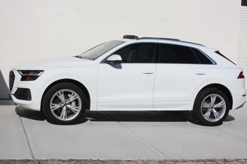 Audi Q8  2022
