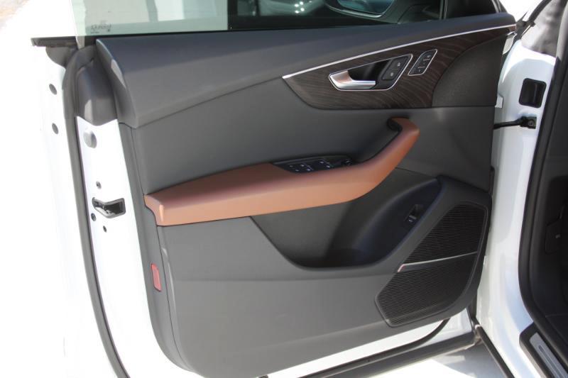 Audi Q8  2022