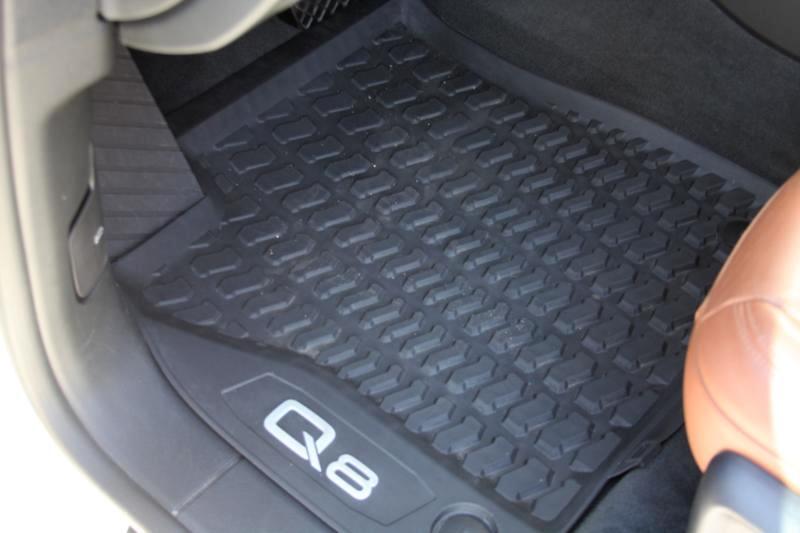 Audi Q8  2022