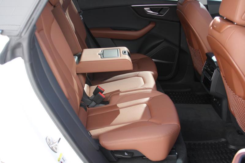Audi Q8  2022