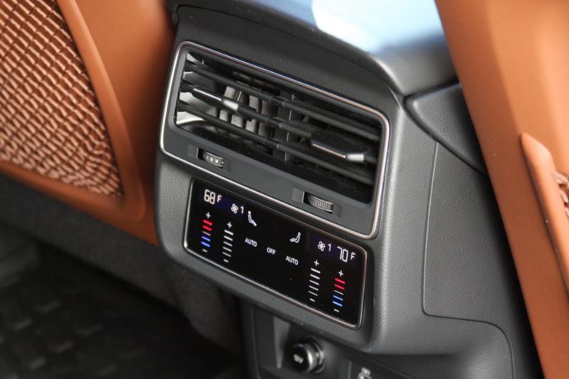 Audi Q8  2022