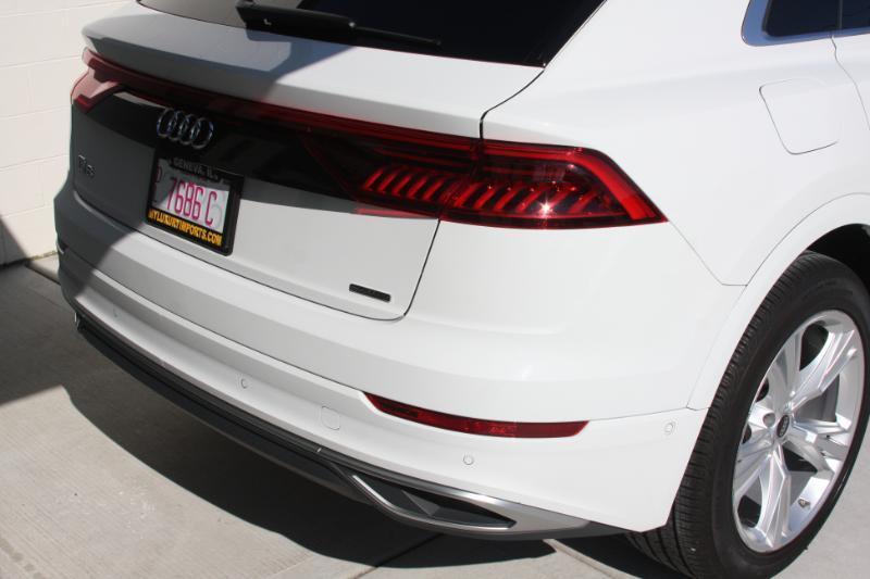 Audi Q8  2022