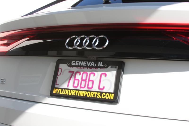 Audi Q8  2022