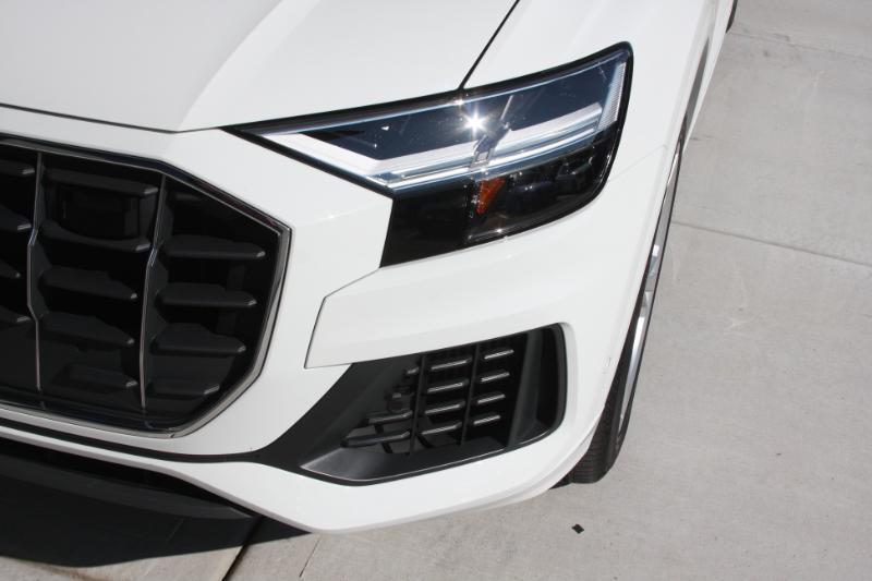 Audi Q8  2022