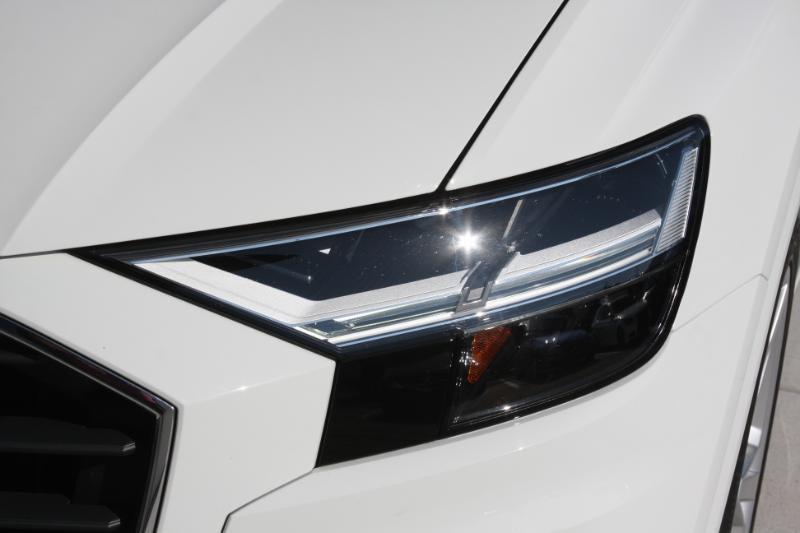 Audi Q8  2022