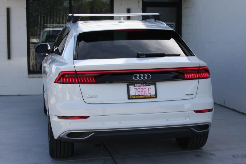 Audi Q8  2022