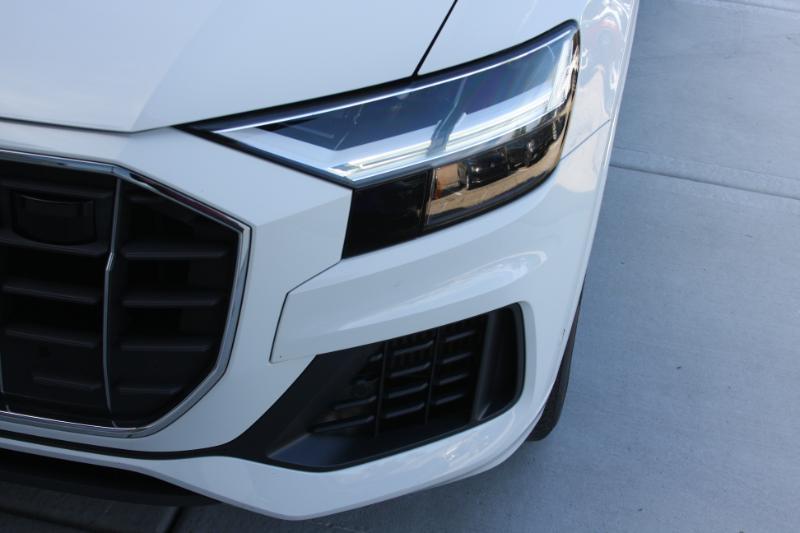 Audi Q8  2022