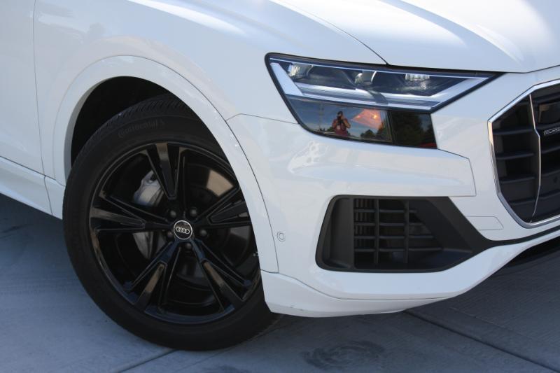 Audi Q8  2022