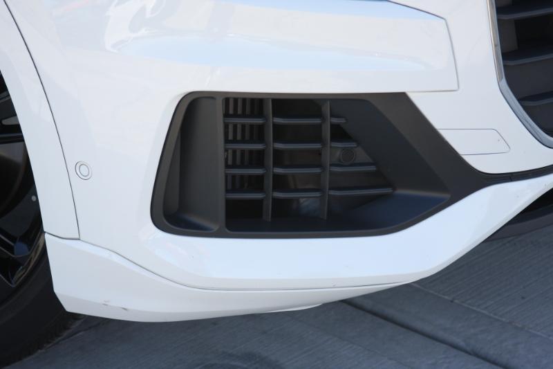 Audi Q8  2022