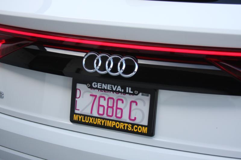 Audi Q8  2022
