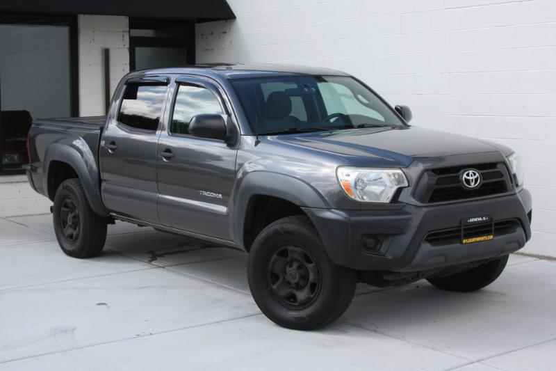 Toyota Tacoma PreRunner Double Cab I4 4AT 2WD 2015