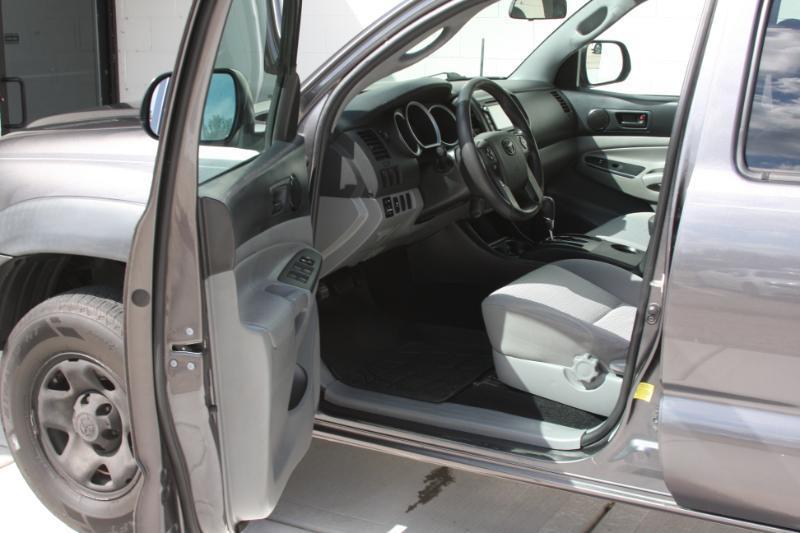 Toyota Tacoma PreRunner Double Cab I4 4AT 2WD 2015