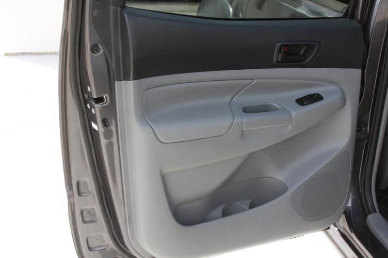 Toyota Tacoma PreRunner Double Cab I4 4AT 2WD 2015
