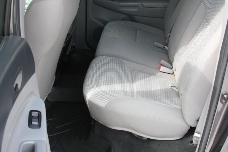 Toyota Tacoma PreRunner Double Cab I4 4AT 2WD 2015
