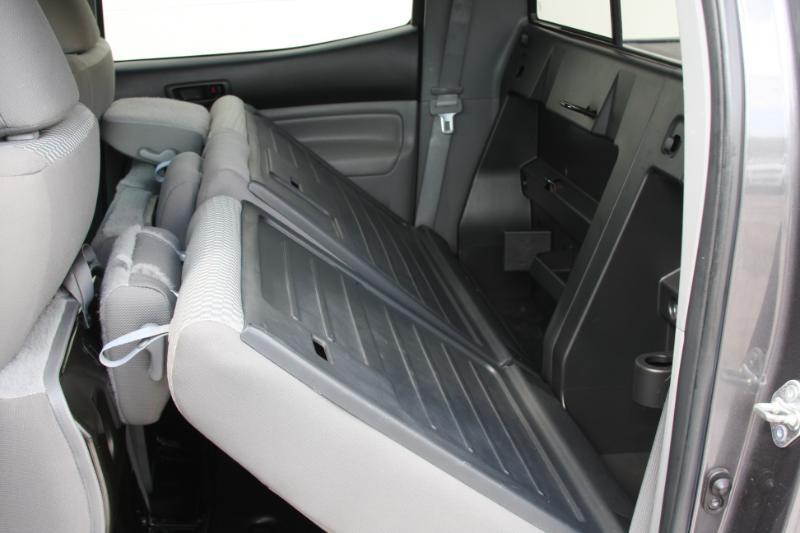 Toyota Tacoma PreRunner Double Cab I4 4AT 2WD 2015