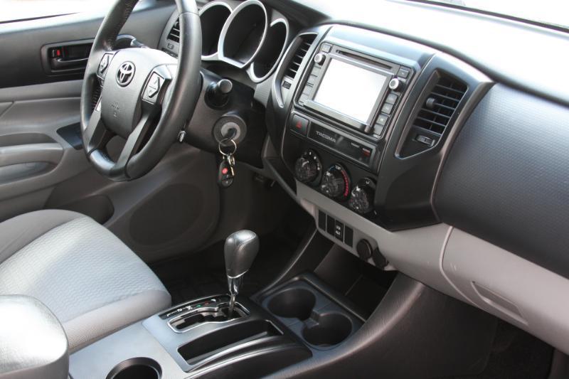 Toyota Tacoma PreRunner Double Cab I4 4AT 2WD 2015