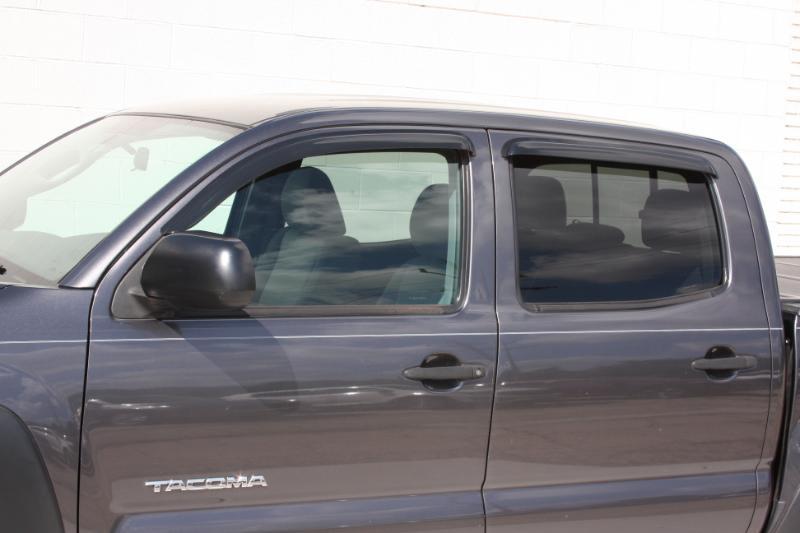 Toyota Tacoma PreRunner Double Cab I4 4AT 2WD 2015