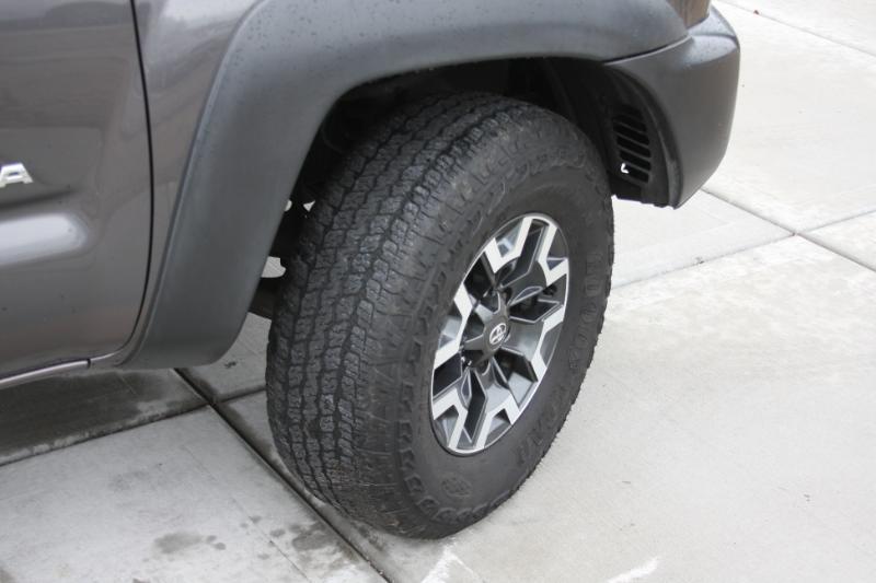 Toyota Tacoma PreRunner Double Cab I4 4AT 2WD 2015