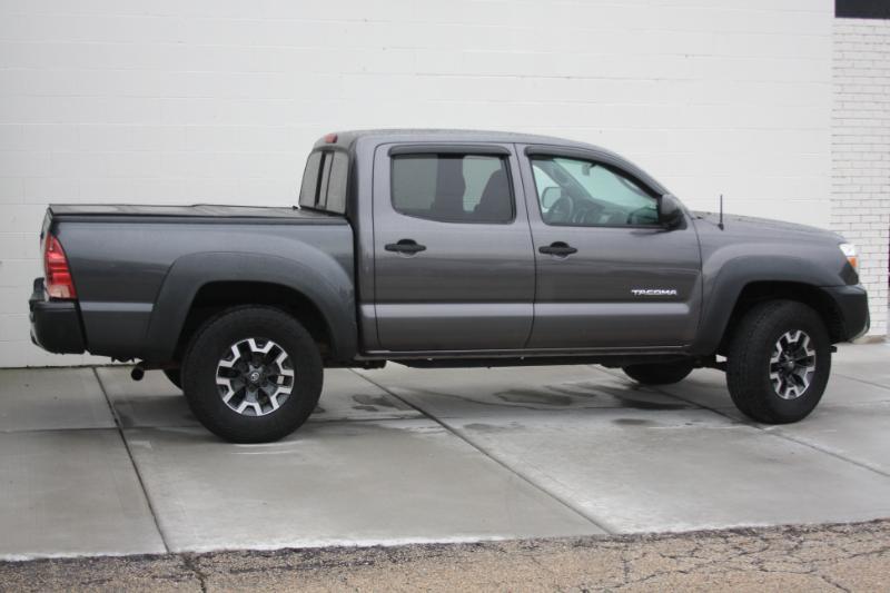 Toyota Tacoma PreRunner Double Cab I4 4AT 2WD 2015