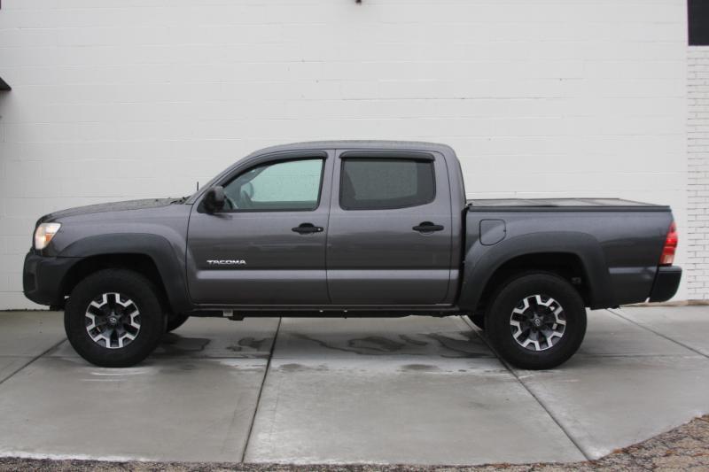 Toyota Tacoma PreRunner Double Cab I4 4AT 2WD 2015