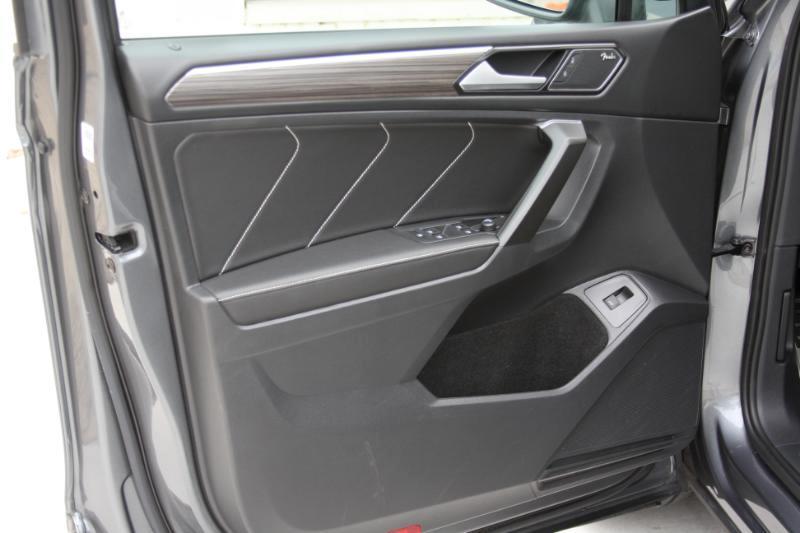 Volkswagen Tiguan SEL R-Line 4MOTION 2022