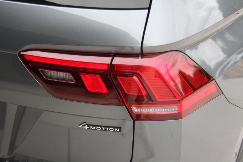 Volkswagen Tiguan SEL R-Line 4MOTION 2022