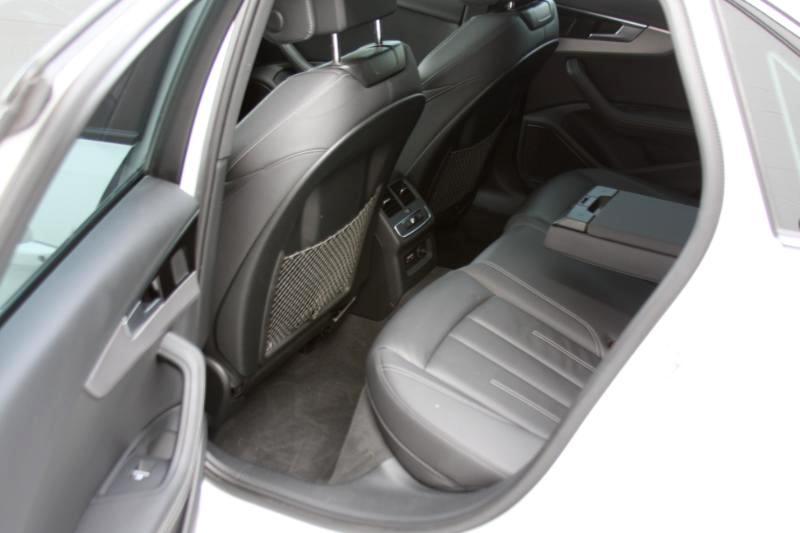 Audi A4 Prestige 45 TFSI quattro 2022