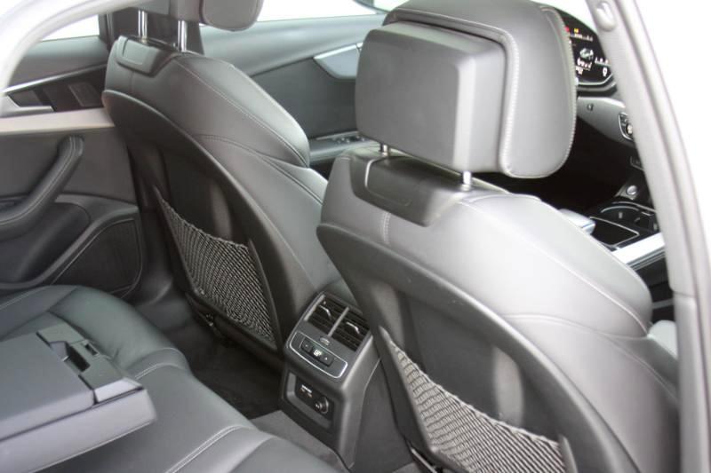 Audi A4 Prestige 45 TFSI quattro 2022