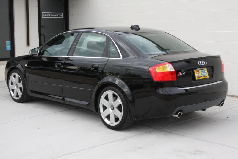 Audi S4  2004